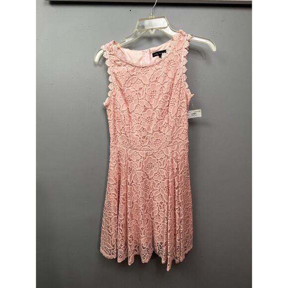 City Triangles‎ Sleeveless Lace Overlay Skater Dress Womens Size 3 PInk NEW - Picture 1 of 9